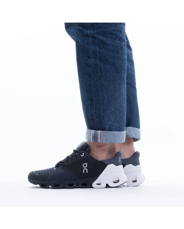 ON CLOUD-CLOUDFLYER-BLACK/WHITE