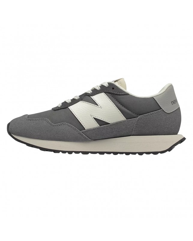 NEWBALANCEBLACKGREYBLACKGREY-01